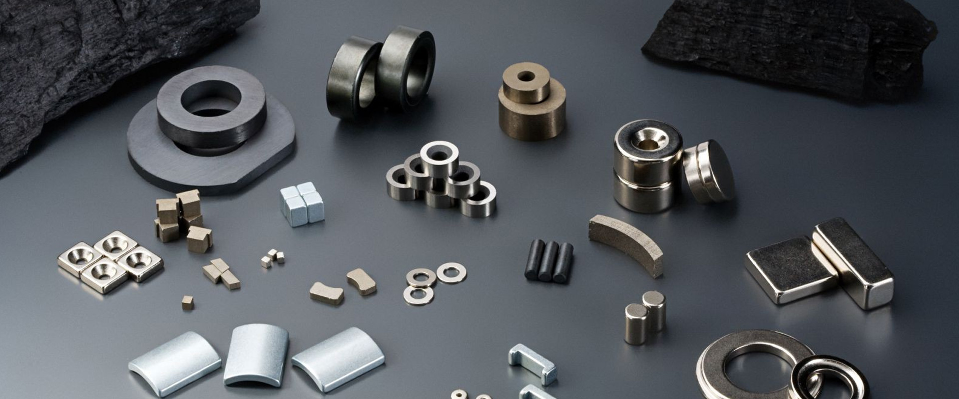 高性能磁(ci)性材料