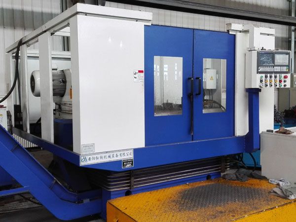 鉤尾框承載麵加(jia)工機牀(chuang)